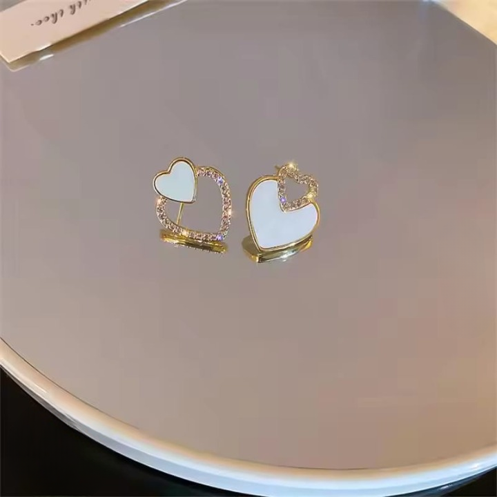 PJT-987 Beautiful Korean Heart Shape Zircon Earrings