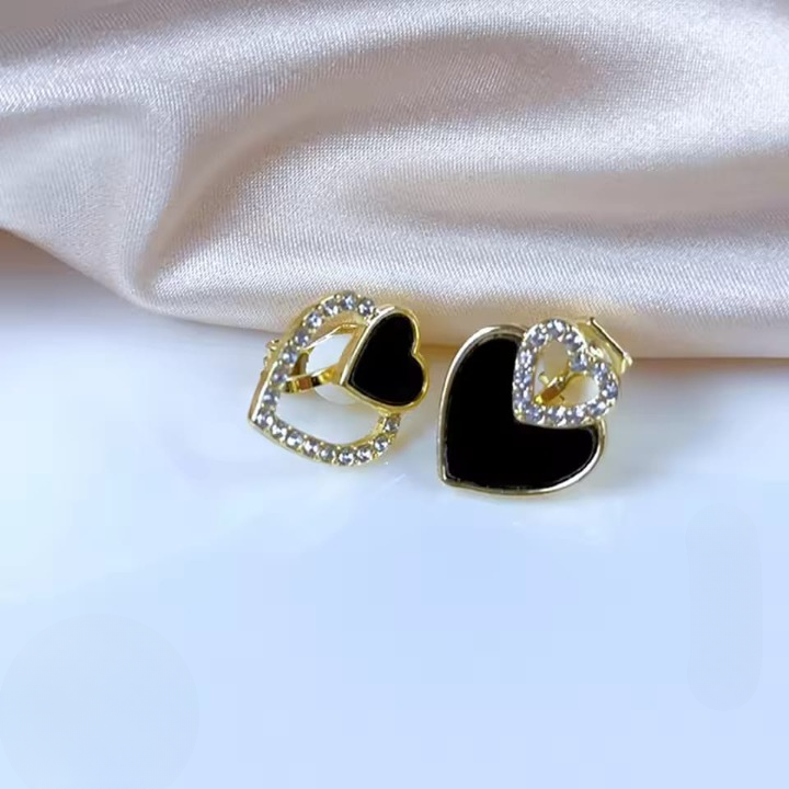 PJT-987 Beautiful Korean Heart Shape Zircon Earrings